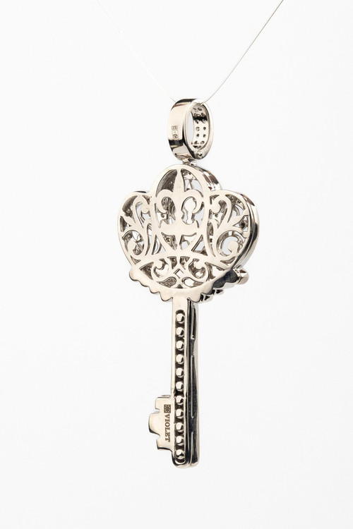 Подвеска из белого золота c бриллиантами