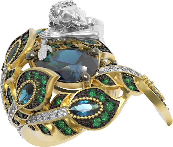 Кольцо из лимонного золота c фианитом, топазом London Blue и топазом London