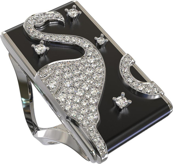 Кольцо из белого золота c бриллиантами и ониксом