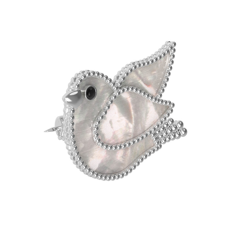 Брошь из белого золота c эмаль и перламутром