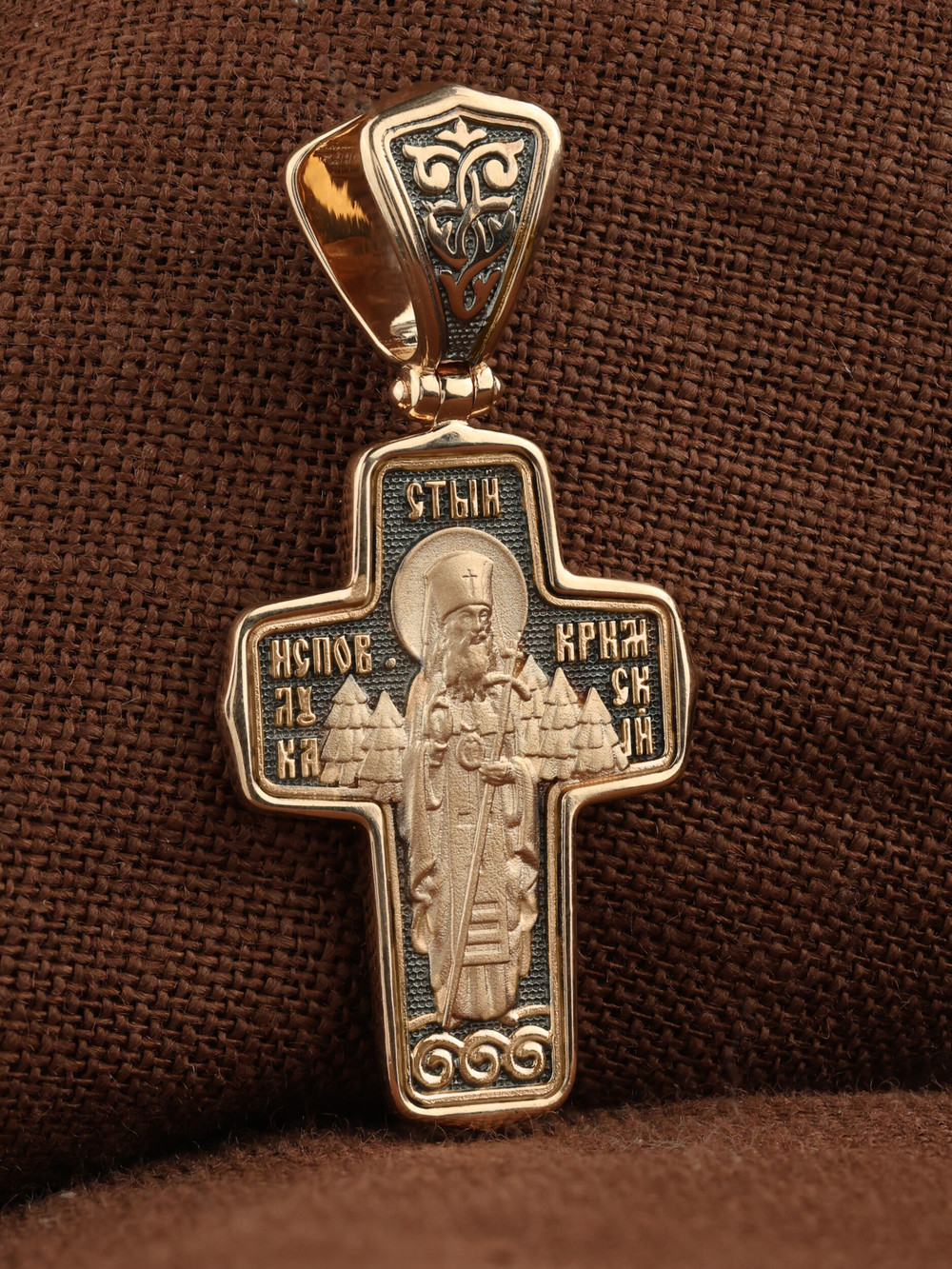 Крест из золота