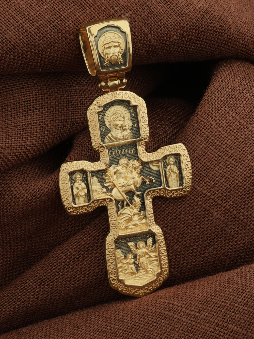 Крест из лимонного золота