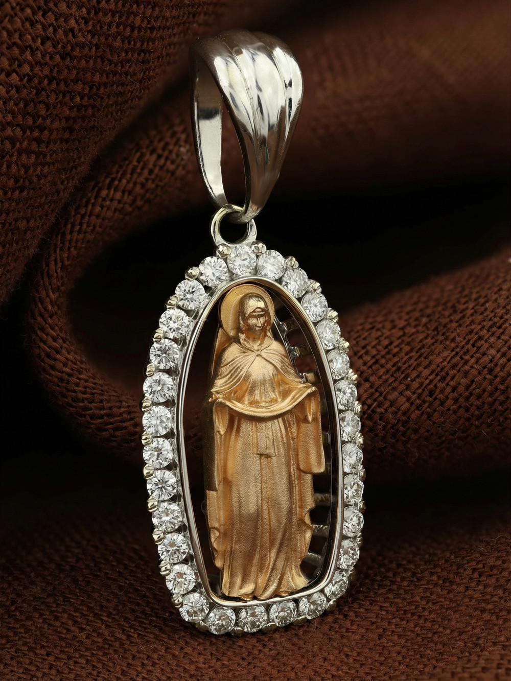 Образок из белого золота c бриллиантами