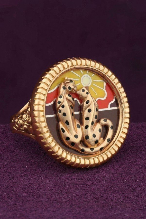 Кольцо из золота c эмаль