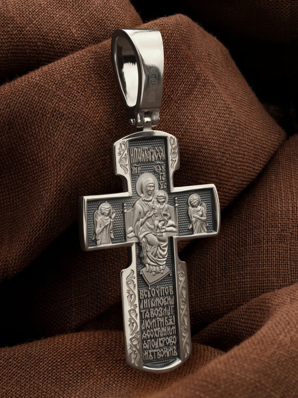 Крест из белого золота