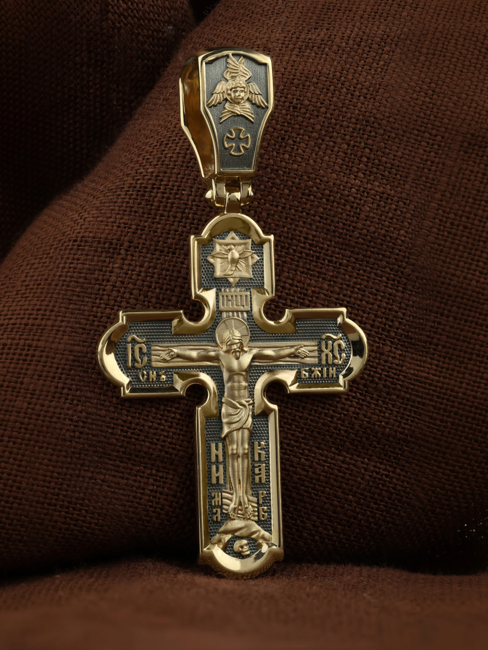 Крест из лимонного золота