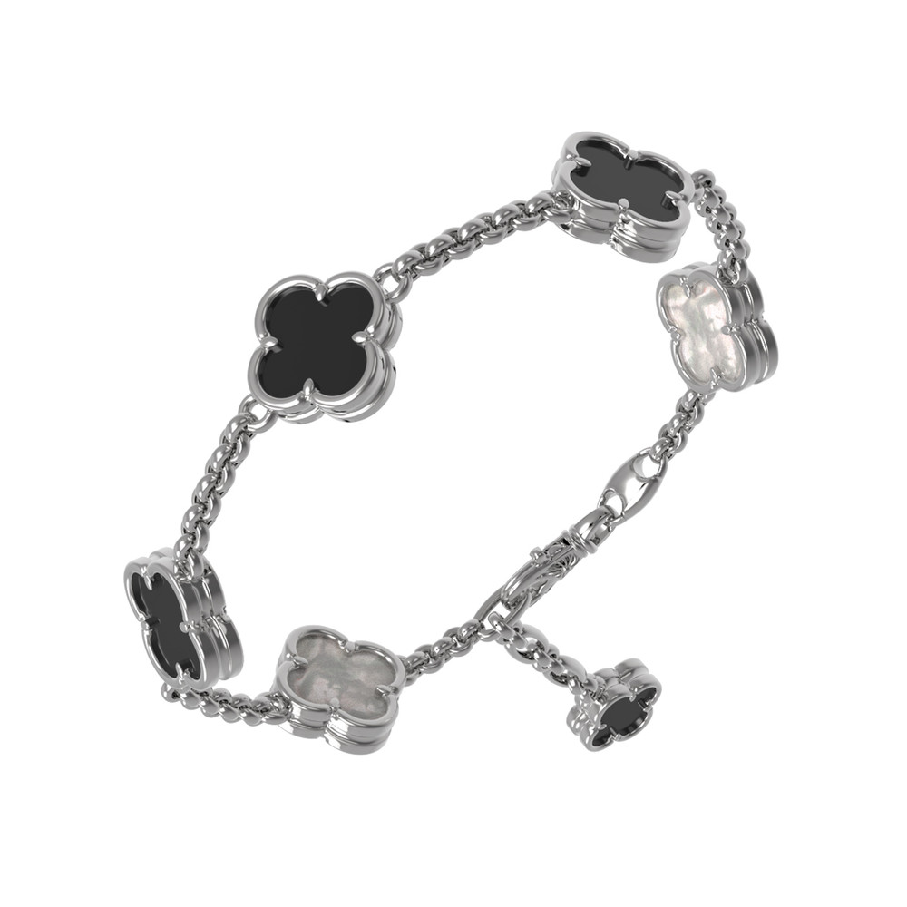 Браслет из белого золота c ониксом и перламутром