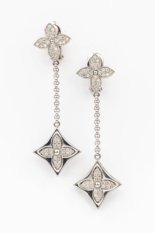 Серьги из белого золота c бриллиантами