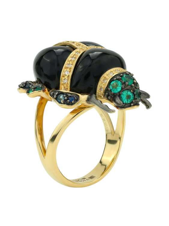 Кольцо из лимонного золота c бриллиантами, сапфиром, изумрудом и ониксом