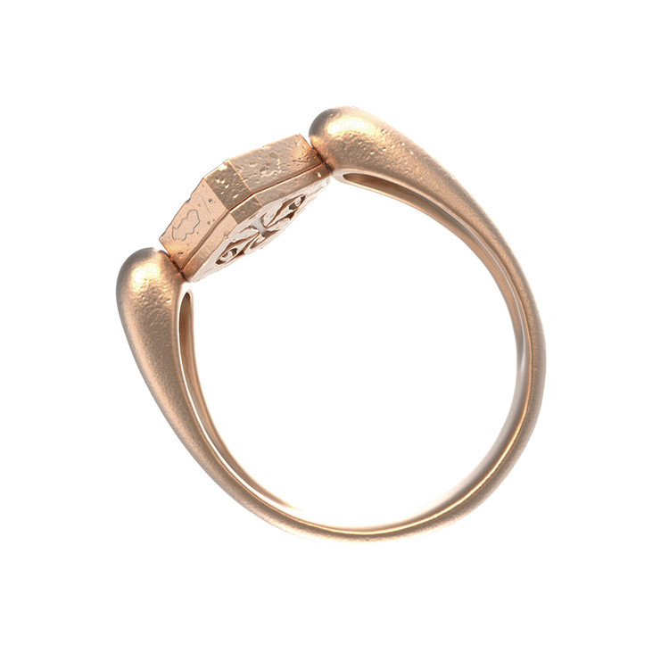 Кольцо из золота