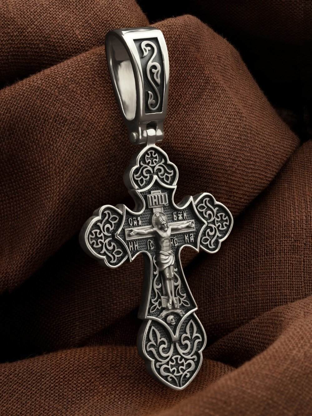 Крест из белого золота
