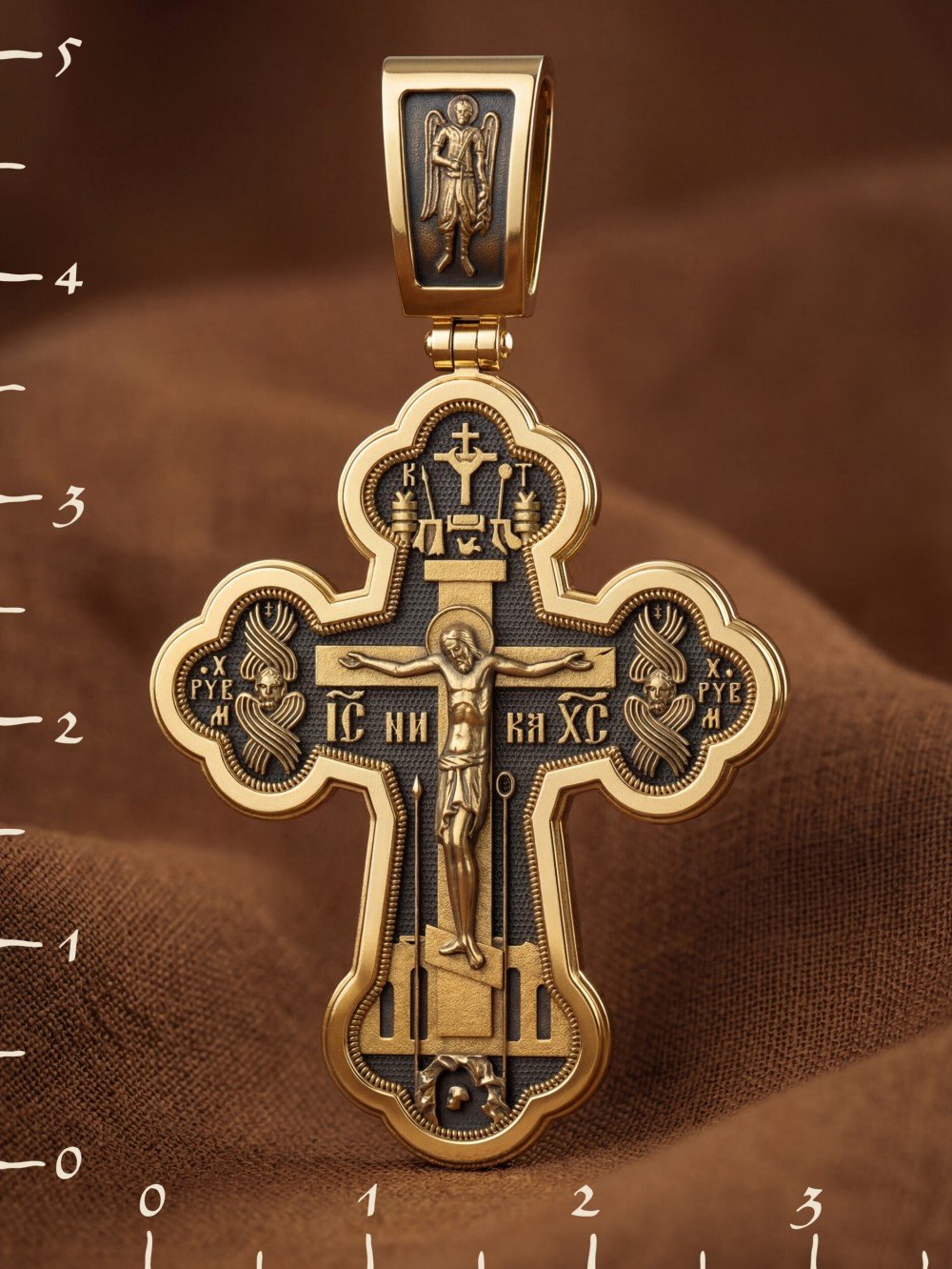 Крест из лимонного золота