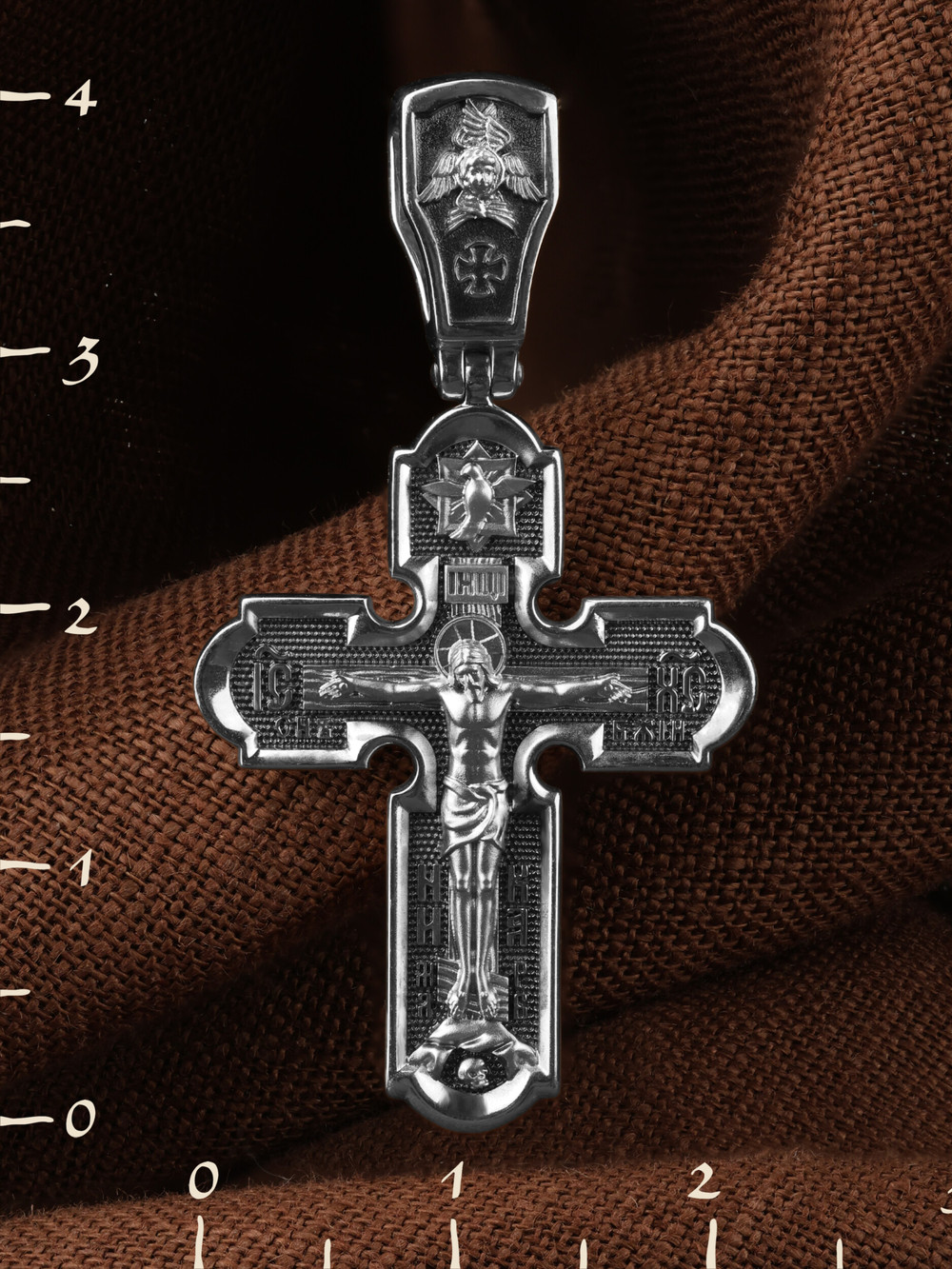 Крест из белого золота