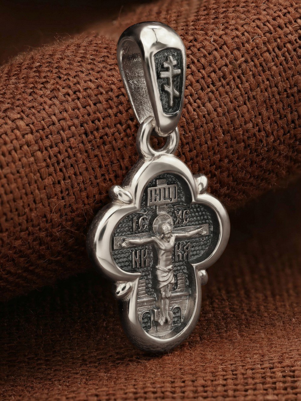 Крест из белого золота