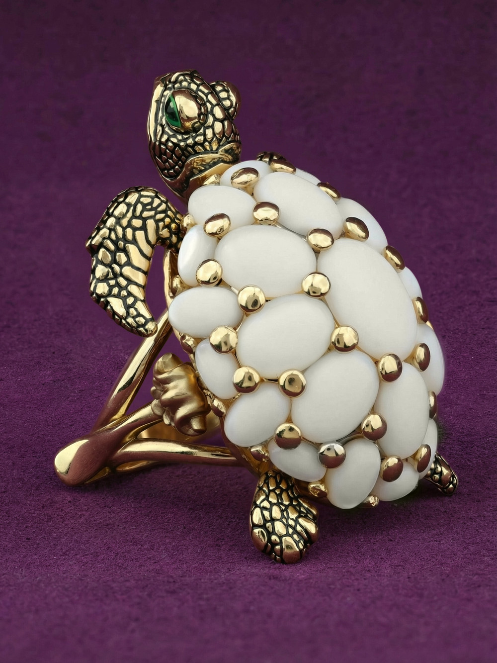 Кольцо из лимонного золота c эмаль и бивнем мамонта