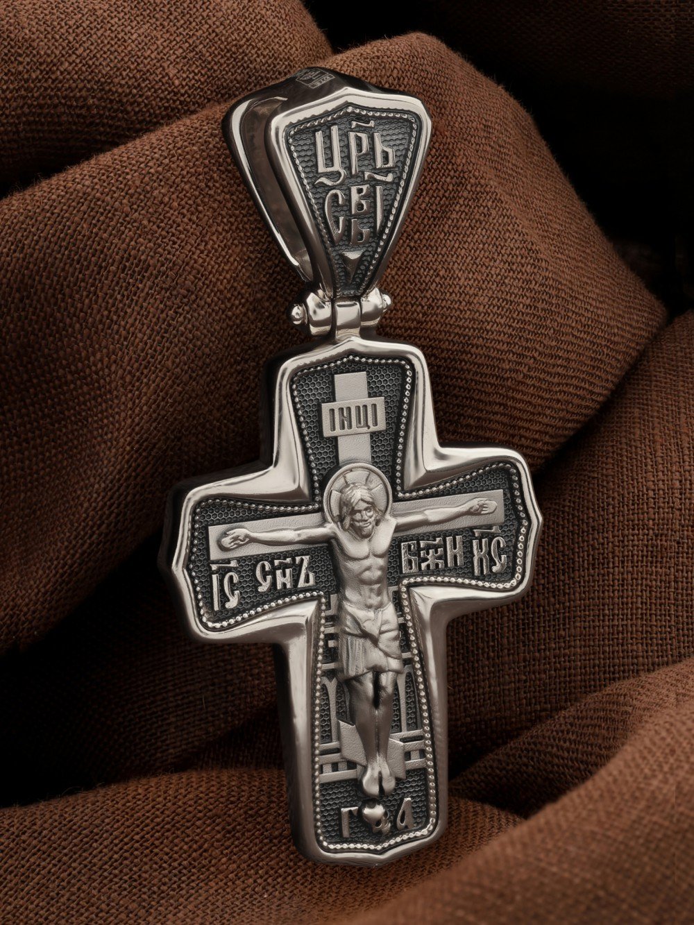 Крест из белого золота