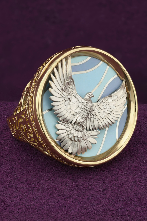 Кольцо из лимонного золота c эмаль