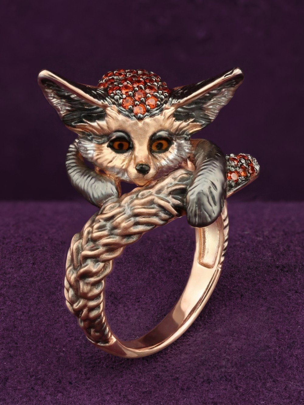 Кольцо из золота c эмаль и фианитом