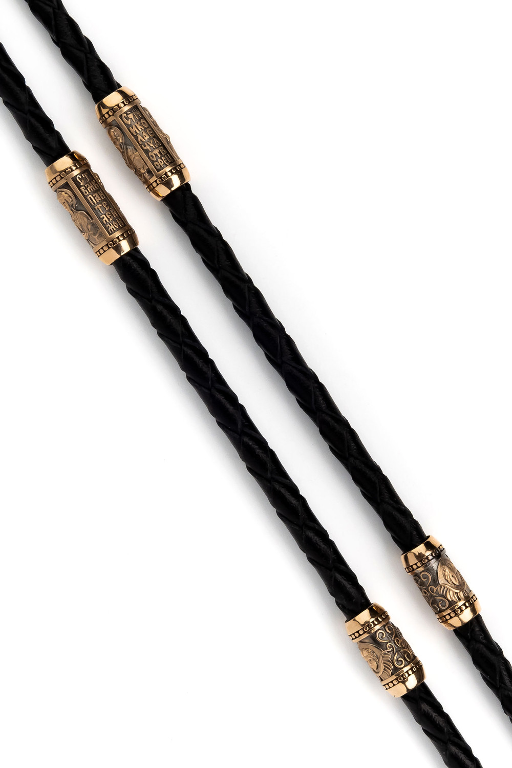 Шнурок кожаный из золота c кожаным шнурком