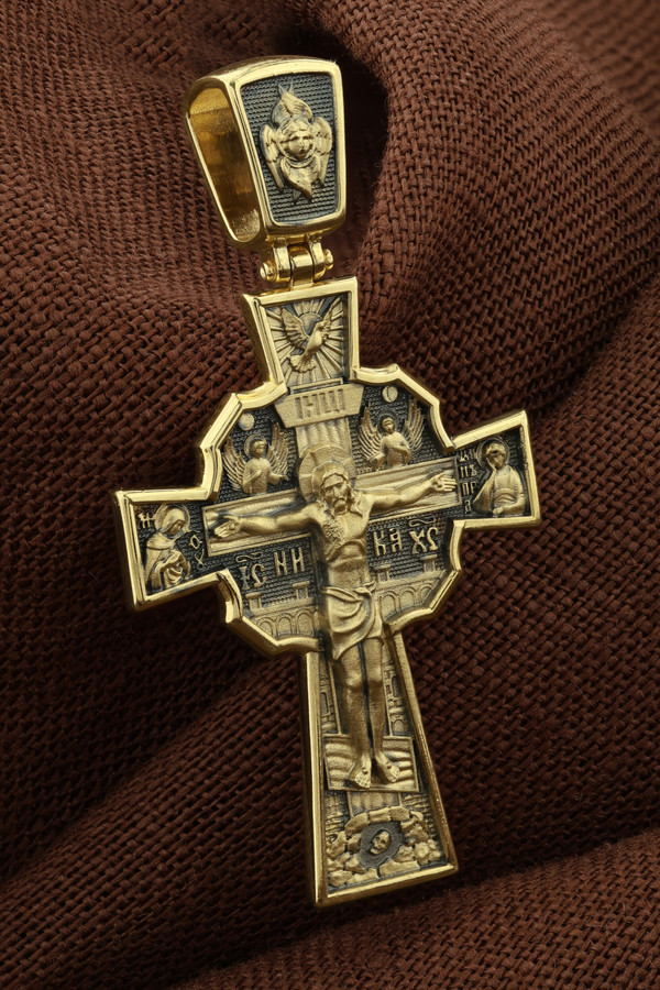 Крест из лимонного золота