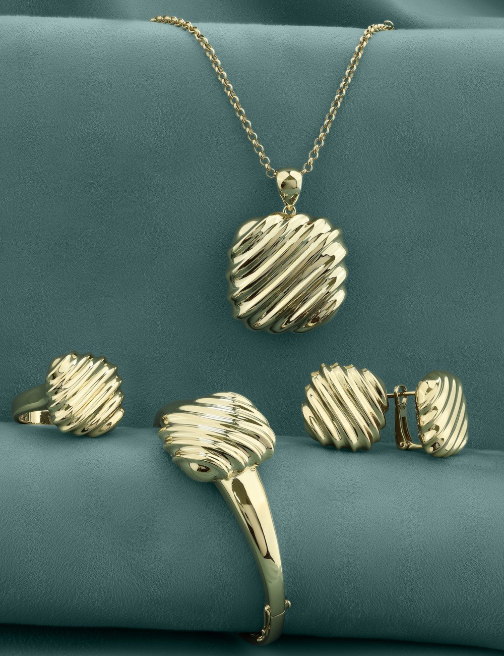 Серьги из лимонного золота 585 пробы