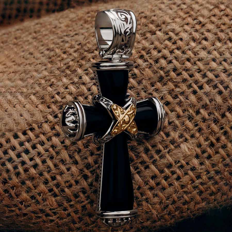 Крест из серебра и золота c ониксом и рубином