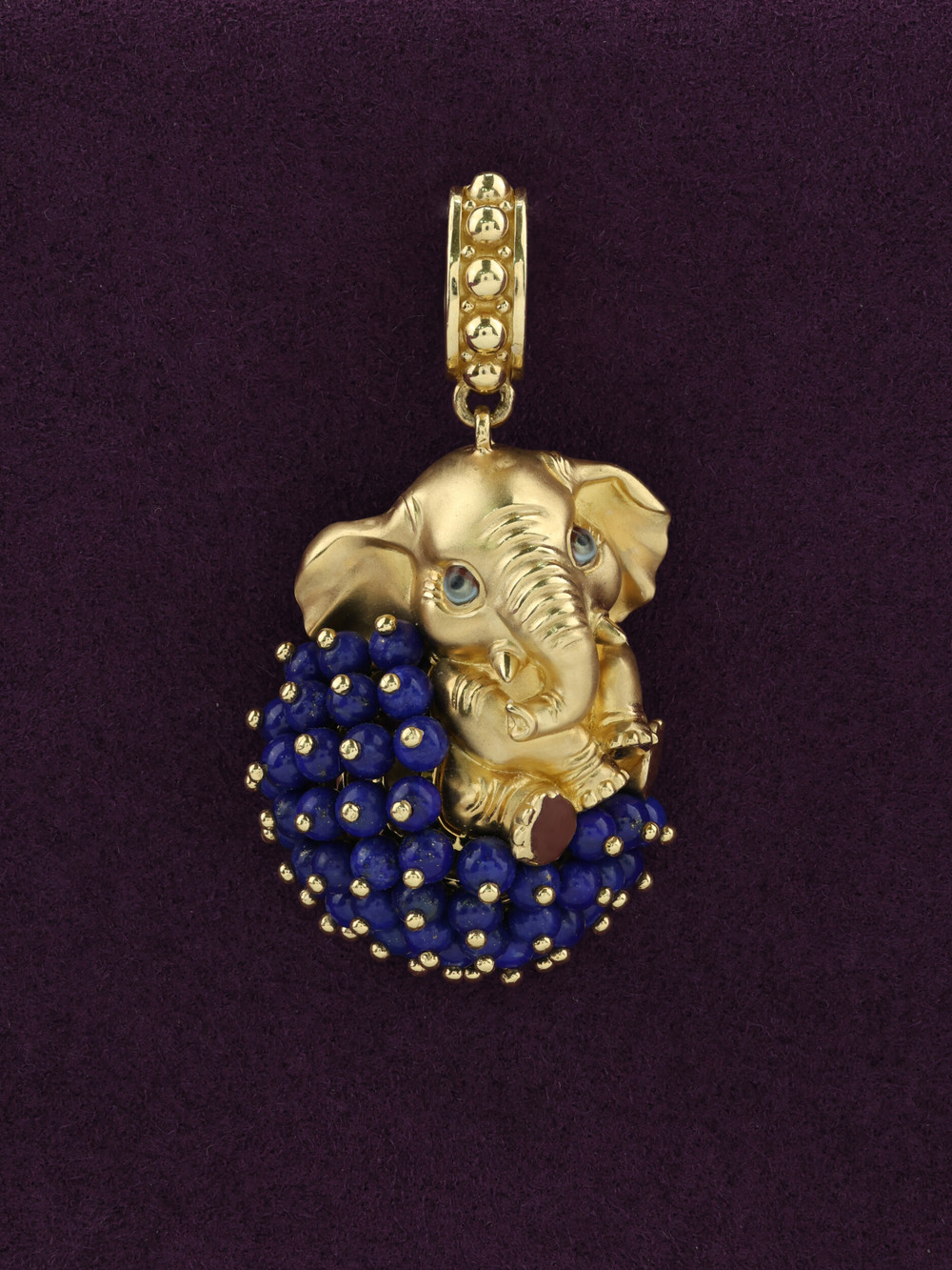 Подвеска из лимонного золота c эмалью и лазуритом