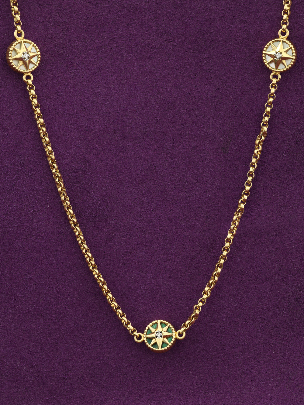 Колье из лимонного золота c бриллиантами, малахитом и перламутром