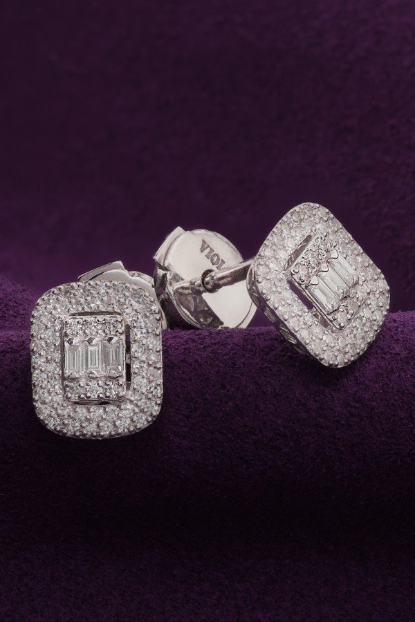 Серьги из белого золота c бриллиантами