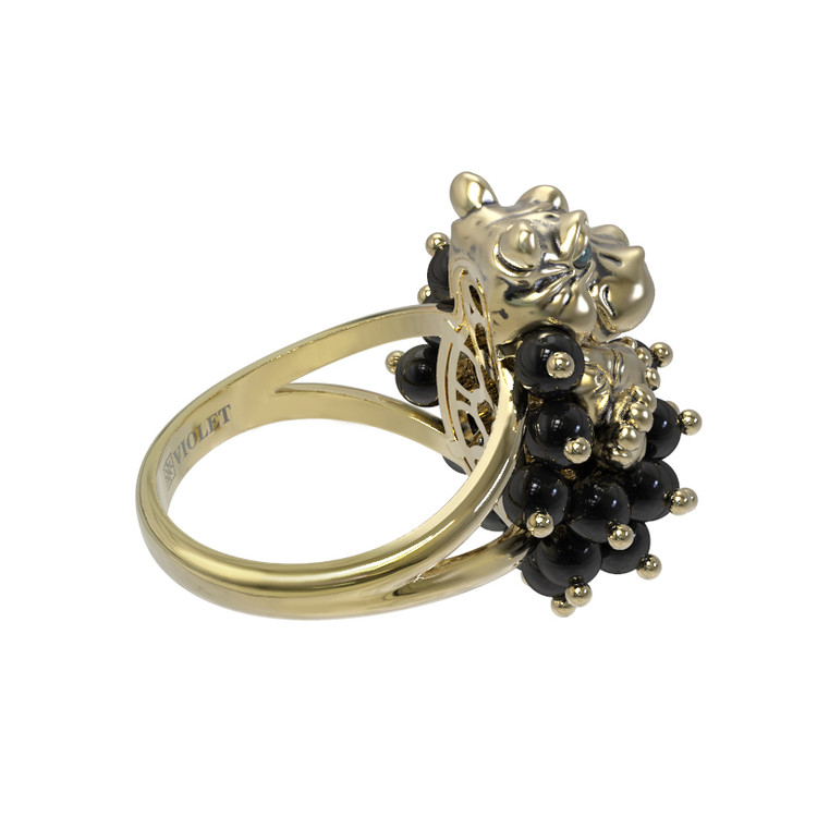 Кольцо из лимонного золота c эмаль и ониксом