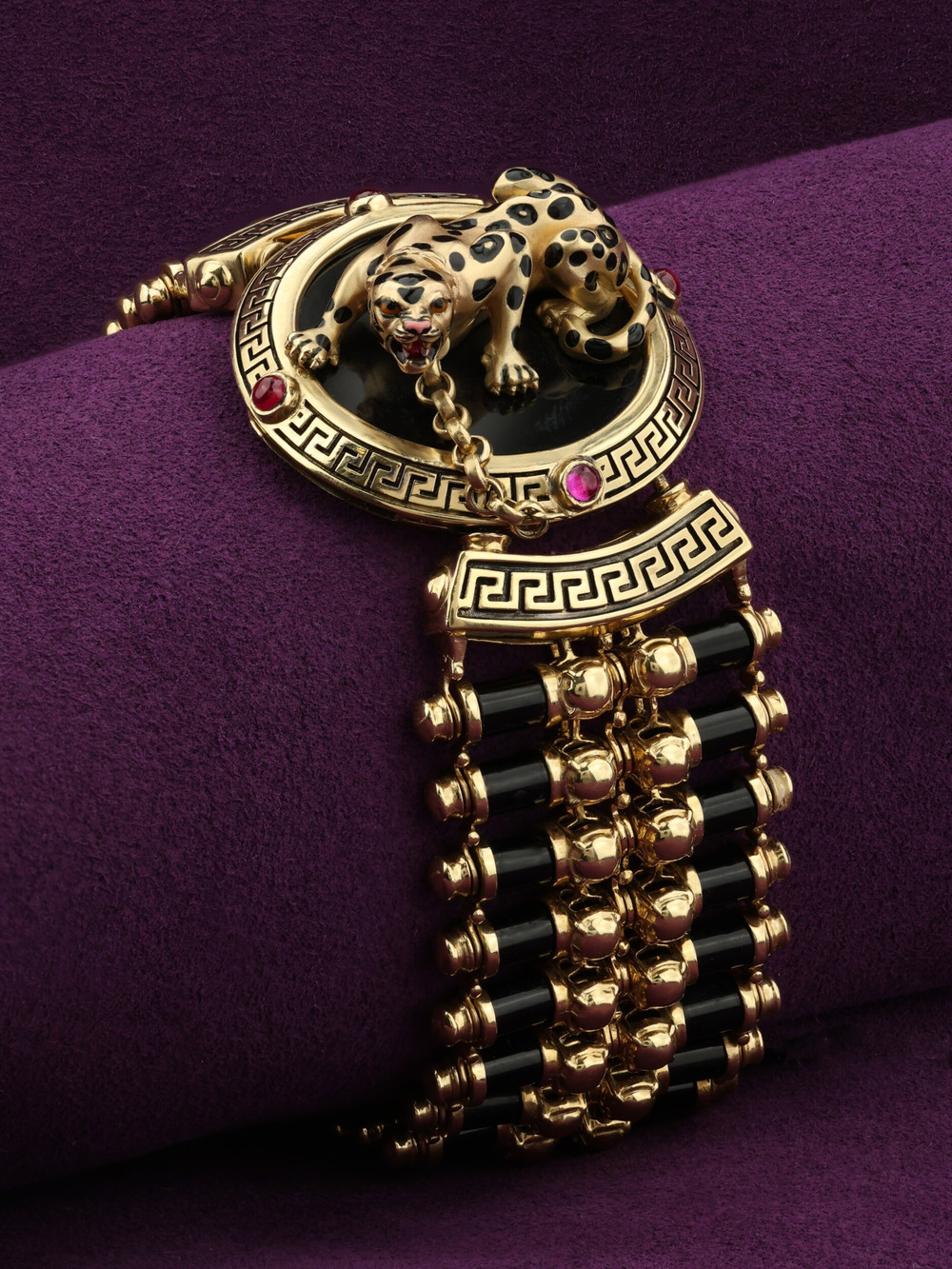 Браслет из лимонного золота c эмаль , ониксом и рубином