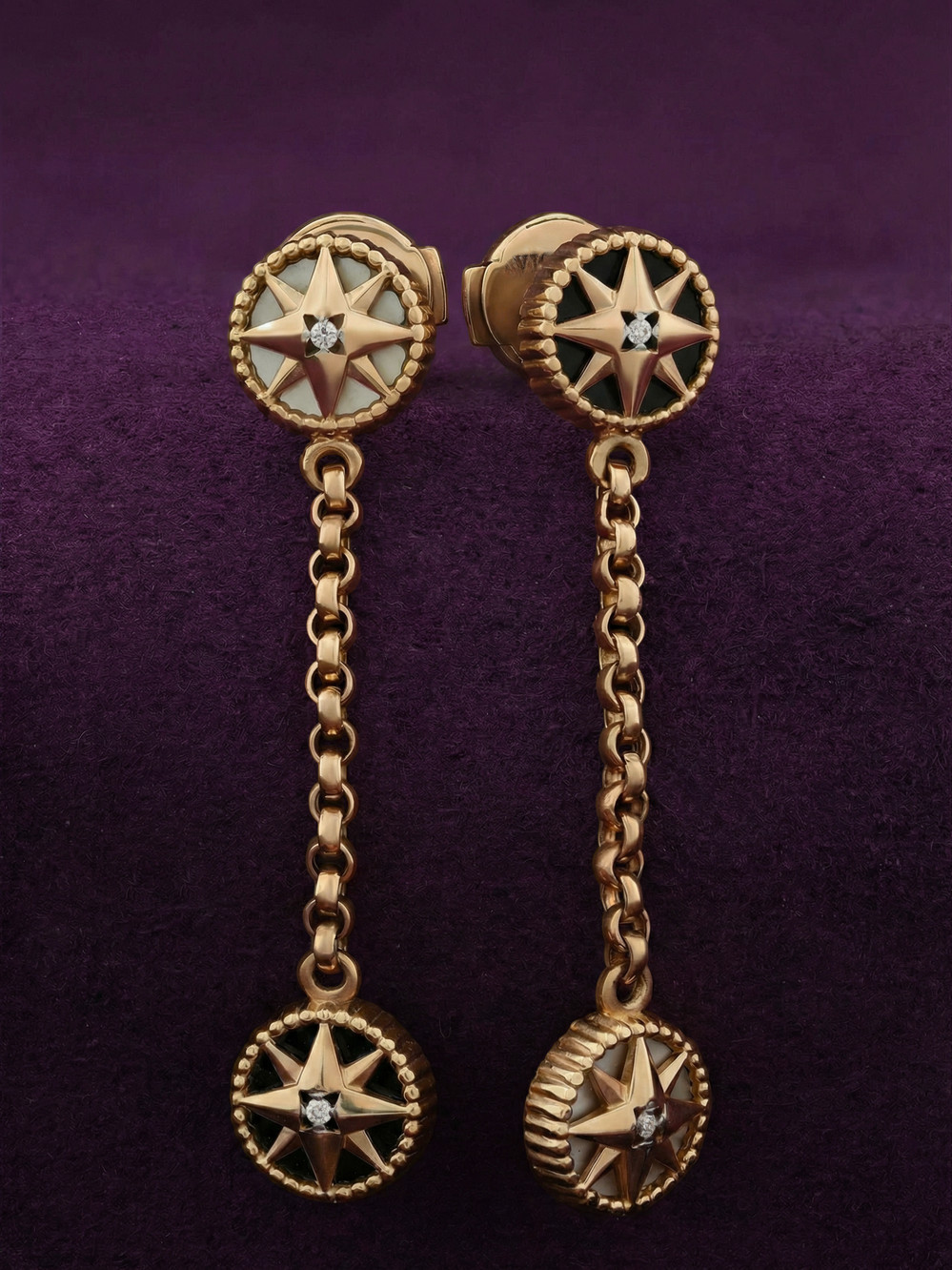 Серьги из золота c бриллиантами, ониксом и перламутром