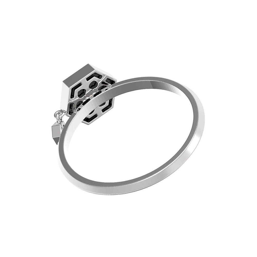 Кольцо из белого золота c бриллиантами и ониксом