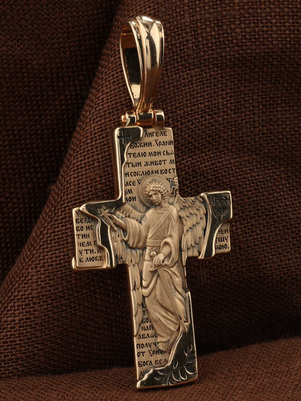 Крест из золота