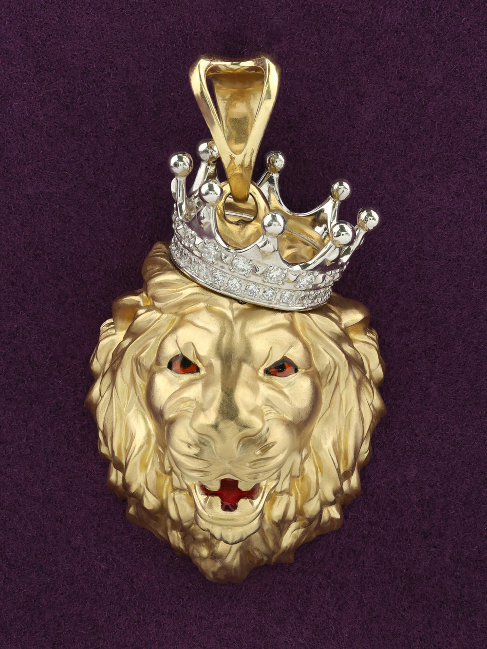 Подвеска из лимонного золота c эмаль и бриллиантами