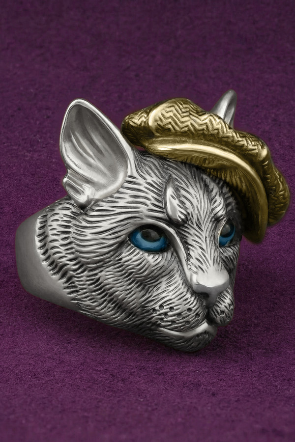 Кольцо из белого золота c эмаль