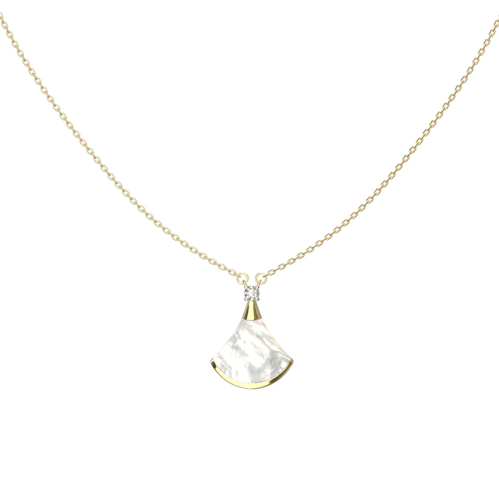 Колье из лимонного золота c бриллиантами и перламутром