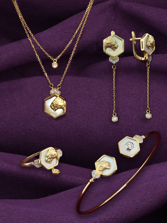 Серьги из лимонного золота c бриллиантами и перламутром