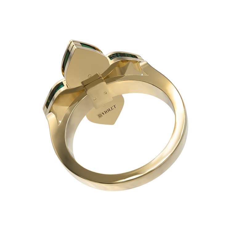 Кольцо из лимонного золота c бриллиантами и малахитом