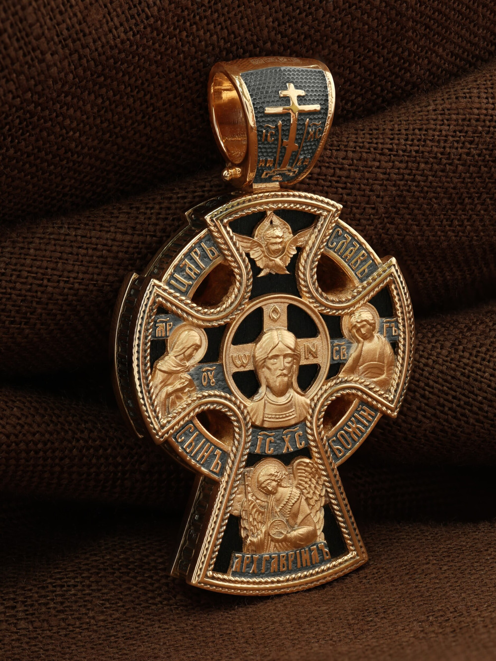 Крест из золота c эбеновым деревом