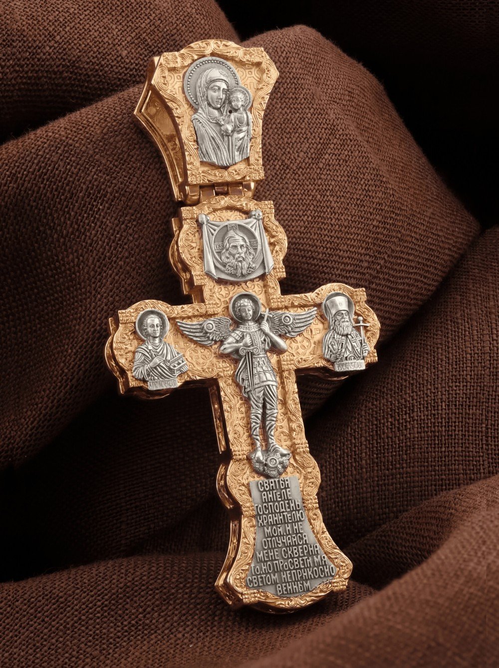 Крест из золота