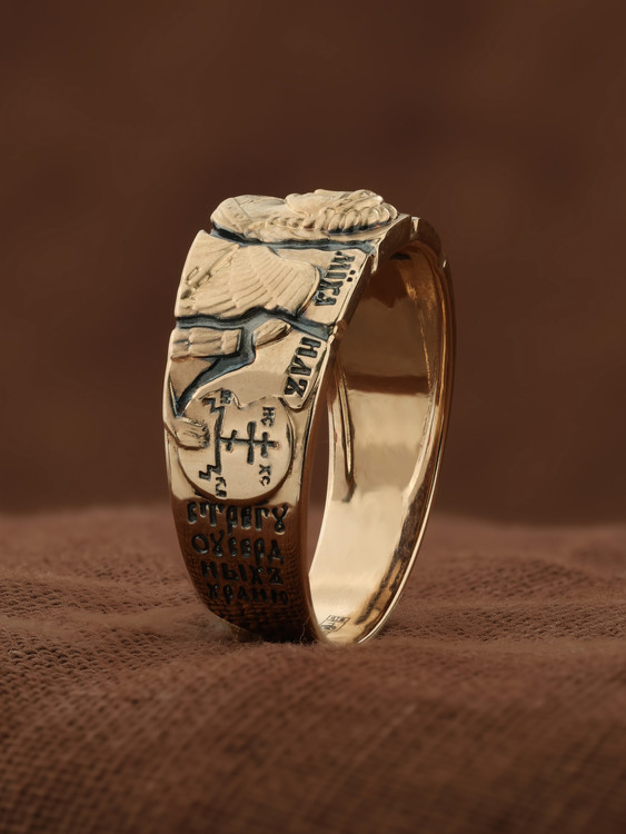 Кольцо из золота