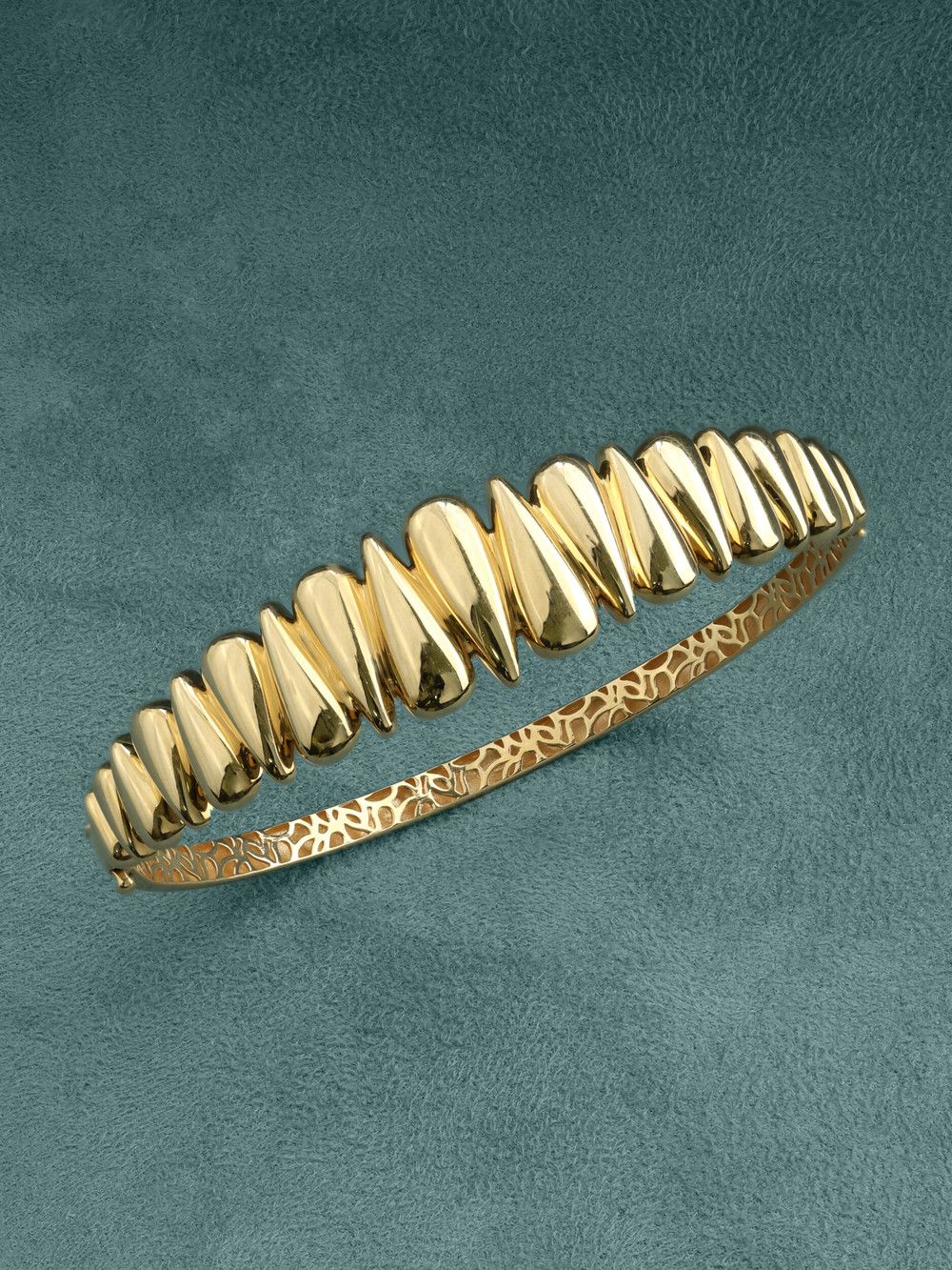 Браслет из лимонного золота