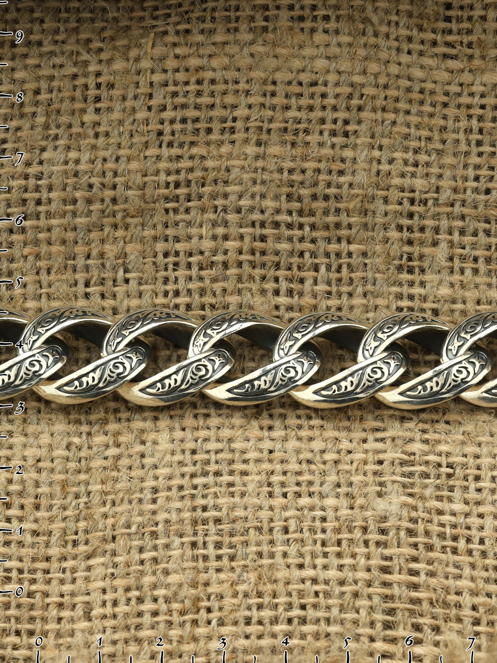 Браслет из серебра c рубином