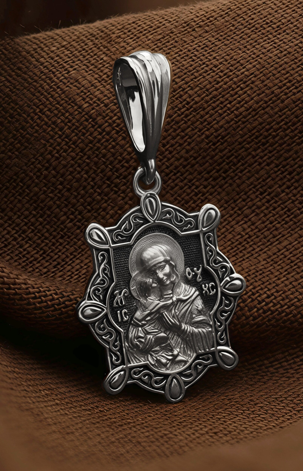 Образок из белого золота