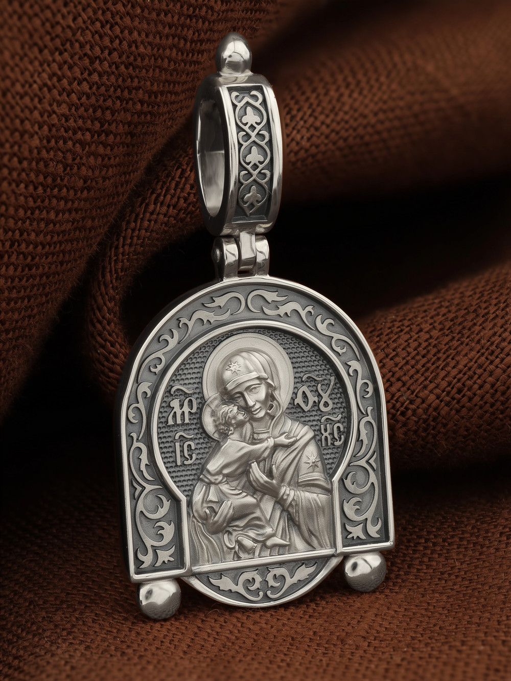 Образок из белого золота