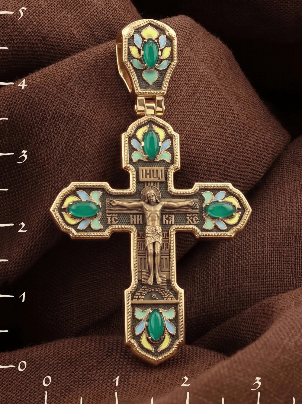 Крест из золота c эмаль и хризопразом