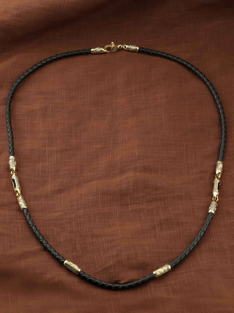 Шнурок кожаный из лимонного золота c кожаным шнурком и ониксом