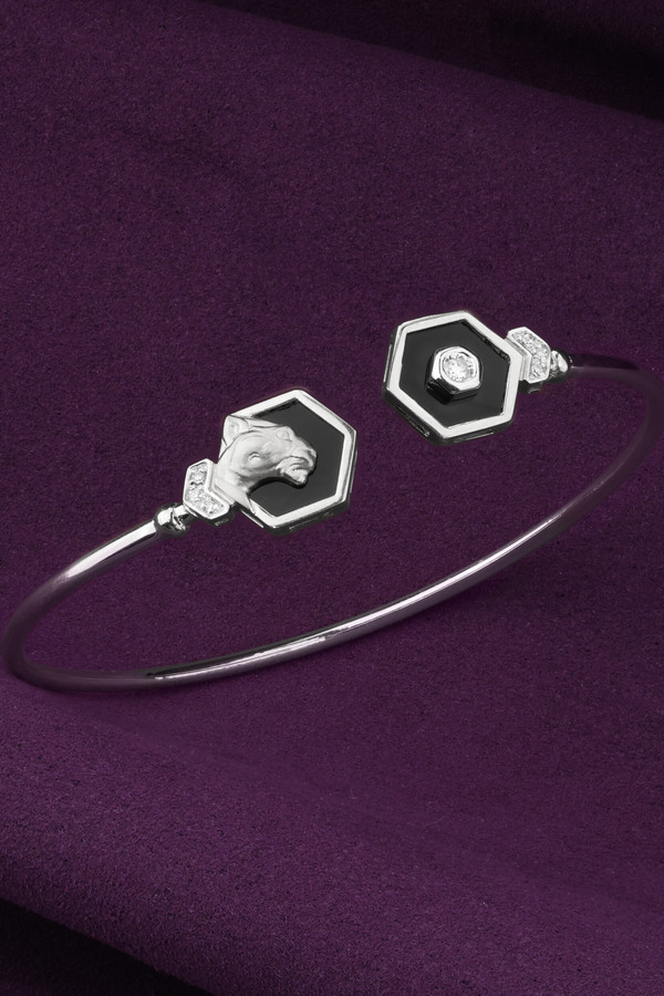 Браслет из белого золота c бриллиантами и ониксом