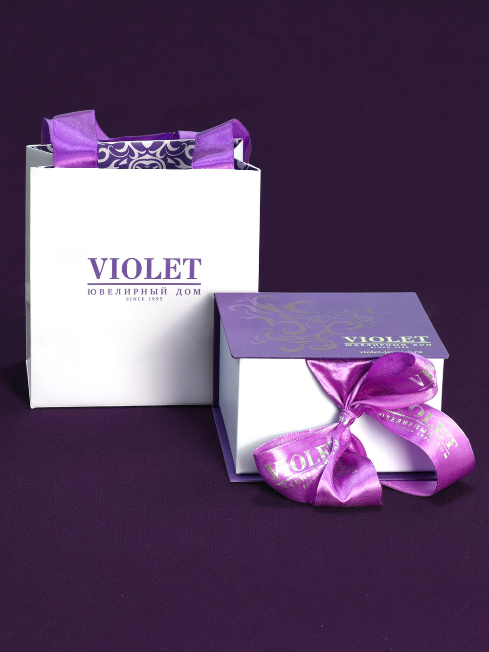 Брошь из белого золота c эмаль , лазуритом, малахитом и перламутром